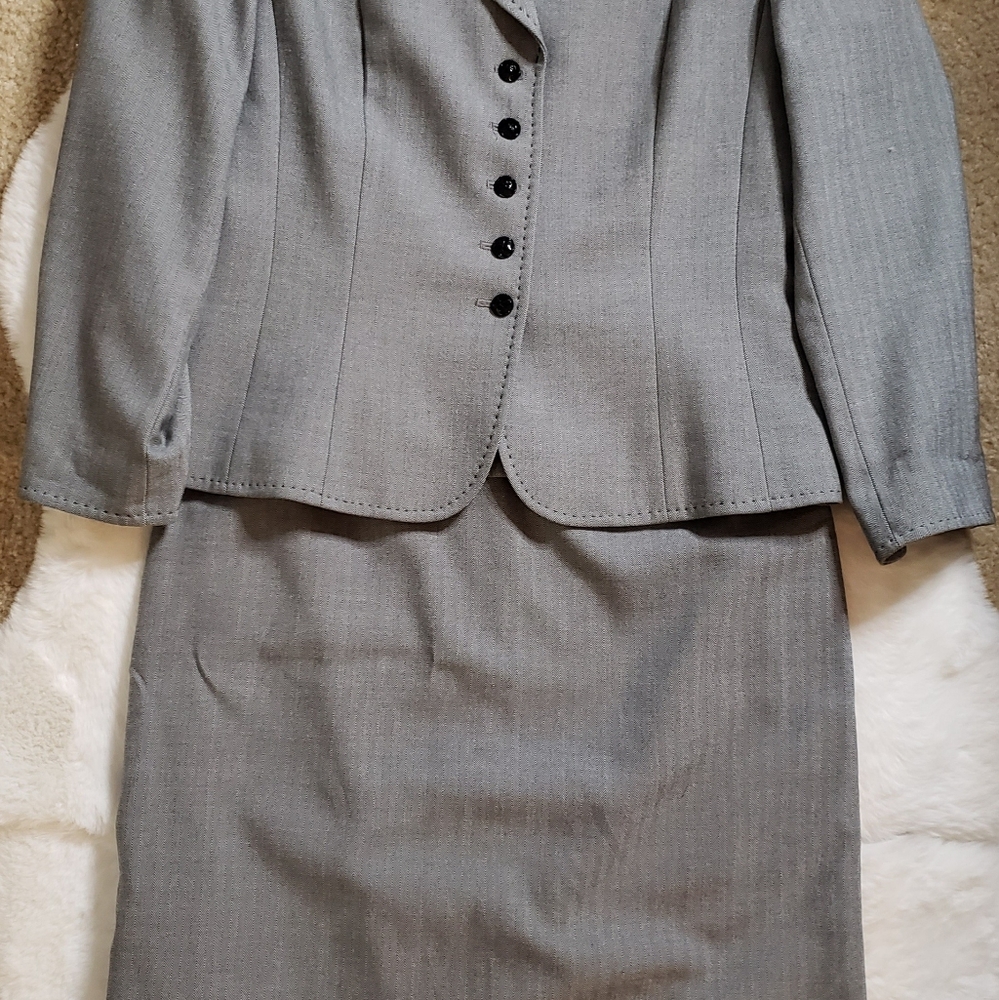 Women's shirt suit